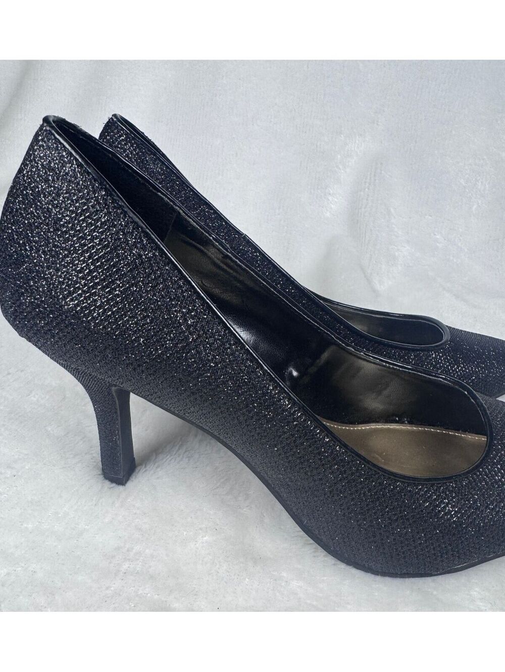 Fioni Night Women’s Pointed Toe Sparkly Black Heels Size 9.5